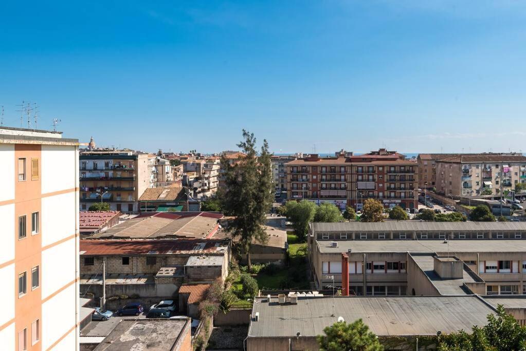 Top Floor Apartment Near Historic Fortino Катания Экстерьер фото
